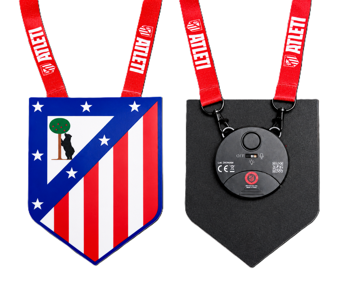Escudo luminoso con lanyard del Atlético de Madrid vista frente y vuelta 3 modos de luz y reacción al sonido