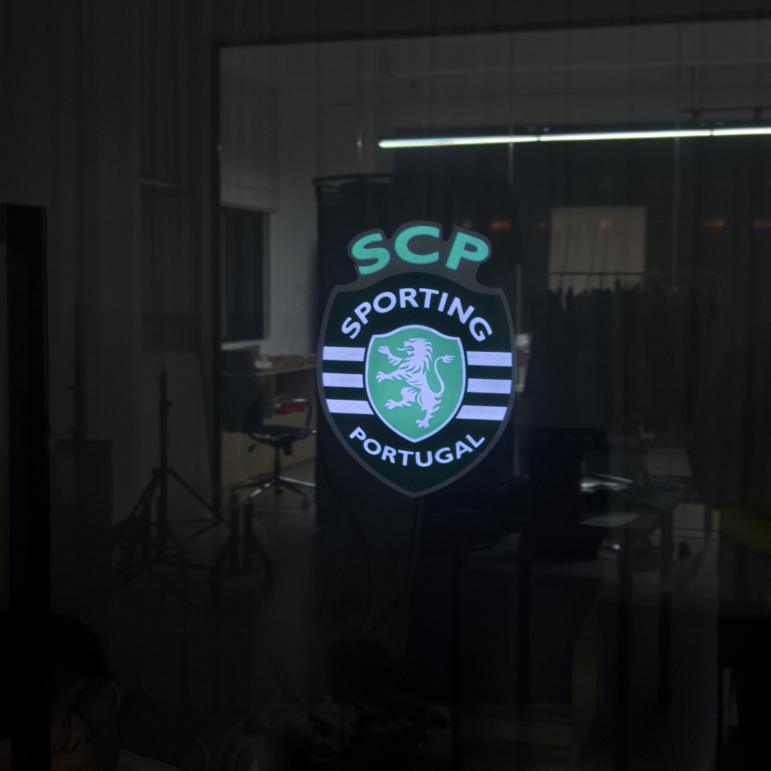 Escudo Iluminado Sporting CP | Decorativo Oficial para Pared o Ventana, 2 Modos de Luz