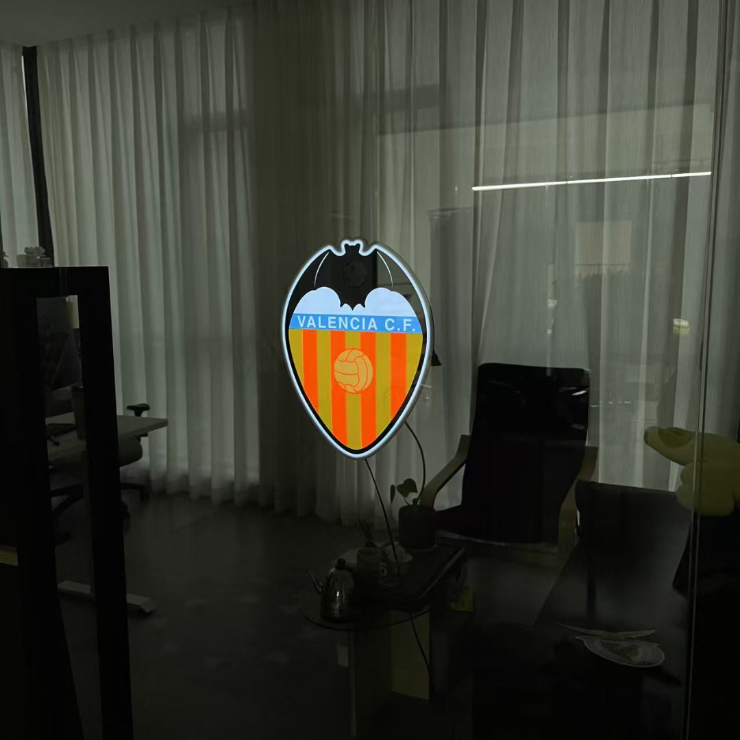 Escudo Iluminado Valencia CF | Decorativo Oficial para Pared o Ventana, 2 Modos de Luz