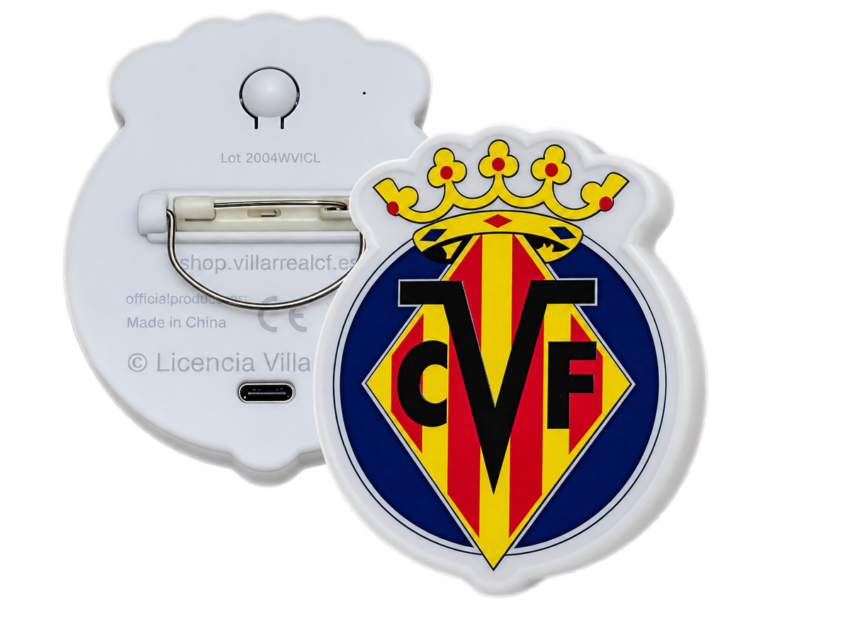 Vista frontal y trasera del escudo oficial iluminado Pin LED del Villarreal CF de Official Crests
